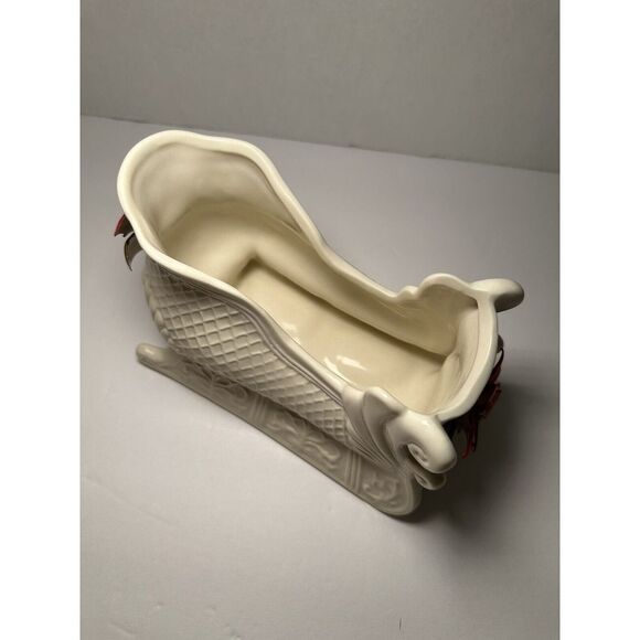 Santa's Sleigh Christmas Poinsettia Flower Center Piece Candy Dish World Bazaars - Picture 8 of 12